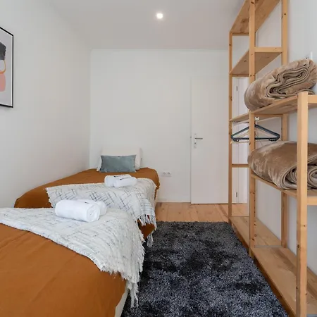 Host Wise - Luxurious Spacious W Terrace *
