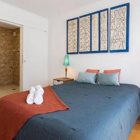 Host Wise - Luxurious Spacious W Terrace Apartment *