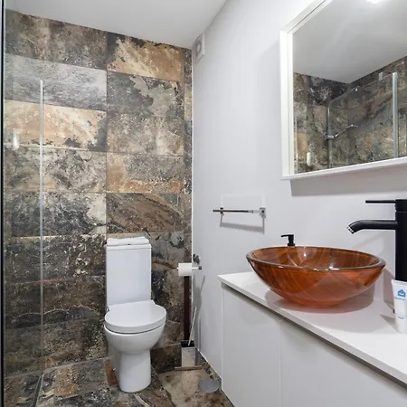 Host Wise - Luxurious Spacious W Terrace Oporto
